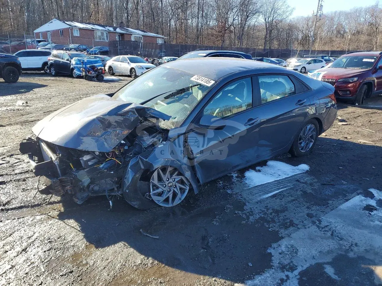 Hyundai Elantra SEL 2.0L 4 2024