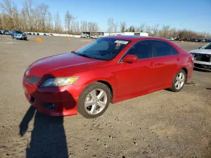 Toyota Camry BASE 2.5L 4 2011