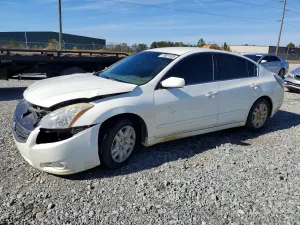 Nissan Altima BASE 2.5L 4 2012