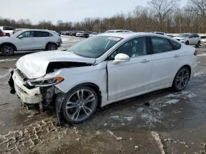 Ford Fusion TITANIUM 2.0L 4 2020