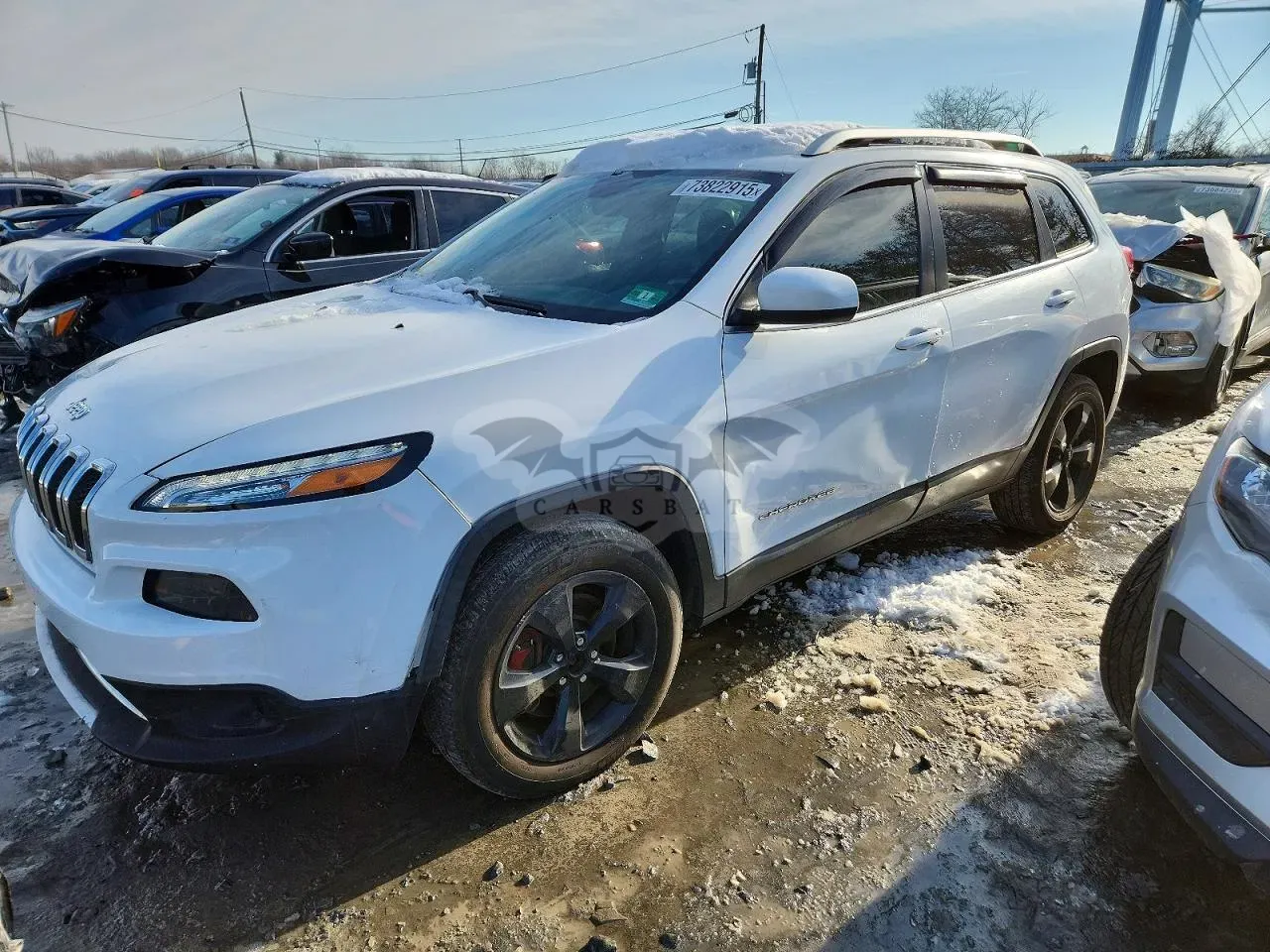 Jeep Cherokee LATITUDE 2.4L 4 2015