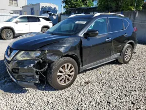 Nissan Rogue S 2.5L 4 2018