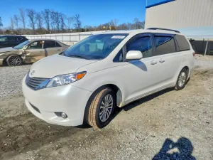 Toyota Sienna XLE 3.5L 6 2017