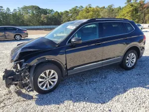Volkswagen Tiguan SE 2.0L 4 2018