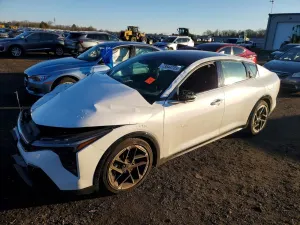 Kia K4 GT LINE 2.0L 4 2025