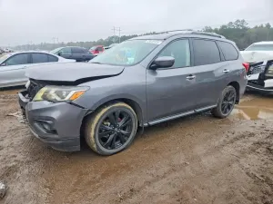 Nissan Pathfinder S 3.5L 6 2019
