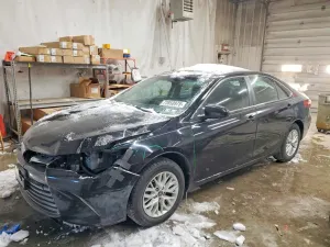 Toyota Camry LE 2.5L 4 2017