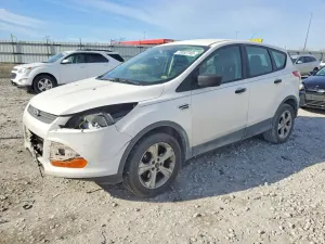 Ford Escape S 2.5L 4 2015