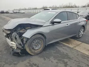 Nissan Altima S 2.5L 4 2019