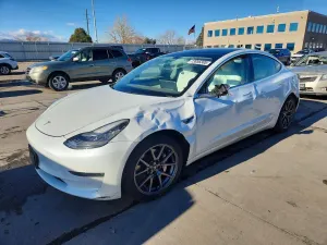 Tesla Model 3 2020