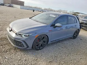 Volkswagen Golf SE 2.0L 4 2023