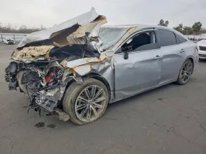 Toyota Avalon XSE 3.5L 6 2020