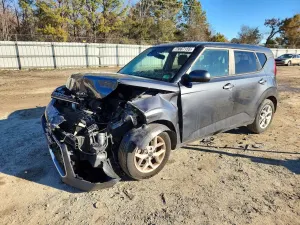 Kia Soul LX 2.0L 4 2021