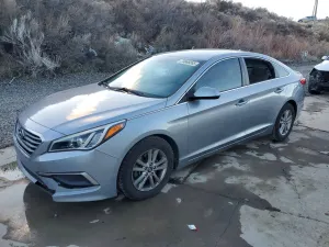 Hyundai Sonata SE 2.4L 4 2017
