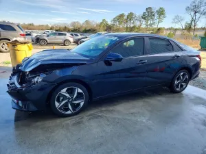 Hyundai Elantra SEL 2.0L 4 2023