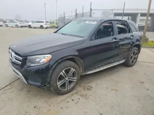 Mercedes-Benz GLC 300 4MATIC 2.0L 4 2017