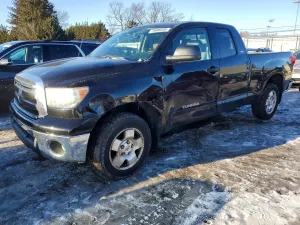 Toyota Tundra DOUBLE CAB SR5 4.6L 8 2011