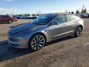 Tesla Model 3 2025