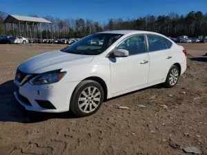 Nissan Sentra S 1.8L 4 2016