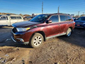 Toyota Highlander BASE 3.5L 6 2011