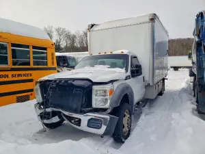 Ford F550 SUPER DUTY 6.8L 10 2012