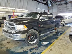 RAM 1500 SLT 5.7L 8 2019