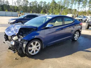 Hyundai Elantra GLS 1.8L 4 2013