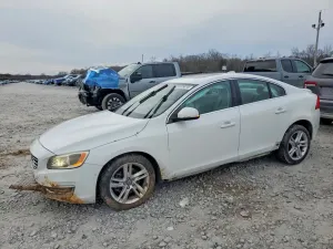 Volvo S60 2.0L 4 2015