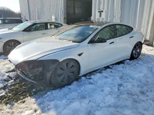 Tesla Model S 2023