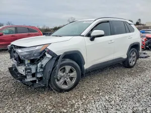 Toyota Rav4 XLE 2.5L 4 2024