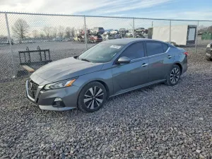 Nissan Altima SL 2.5L 4 2019
