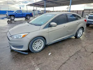 Ford Focus SE 2.0L 4 2016