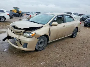 Toyota Corolla BASE 1.8L 4 2011