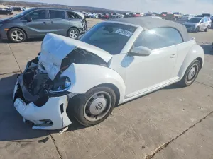 Volkswagen Beetle S/SE 1.8L 4 2016