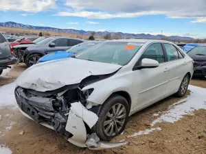 Toyota Camry LE 2.5L 4 2017