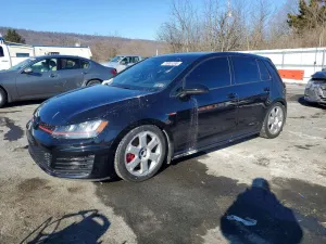 Volkswagen Golf S/SE 2 L 4 2016