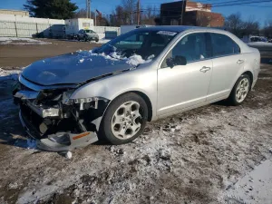 Ford Fusion SE 2.5L 4 2011