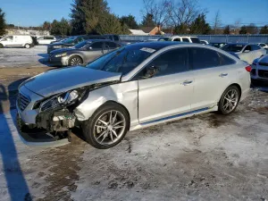 Hyundai Sonata SPORT 2.0L 4 2015