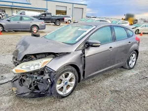 Ford Focus SE 2.0L 4 2014