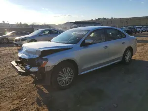 Volkswagen Passat S 2.5L 5 2014