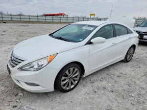 Hyundai Sonata SE 2.0L 4 2012