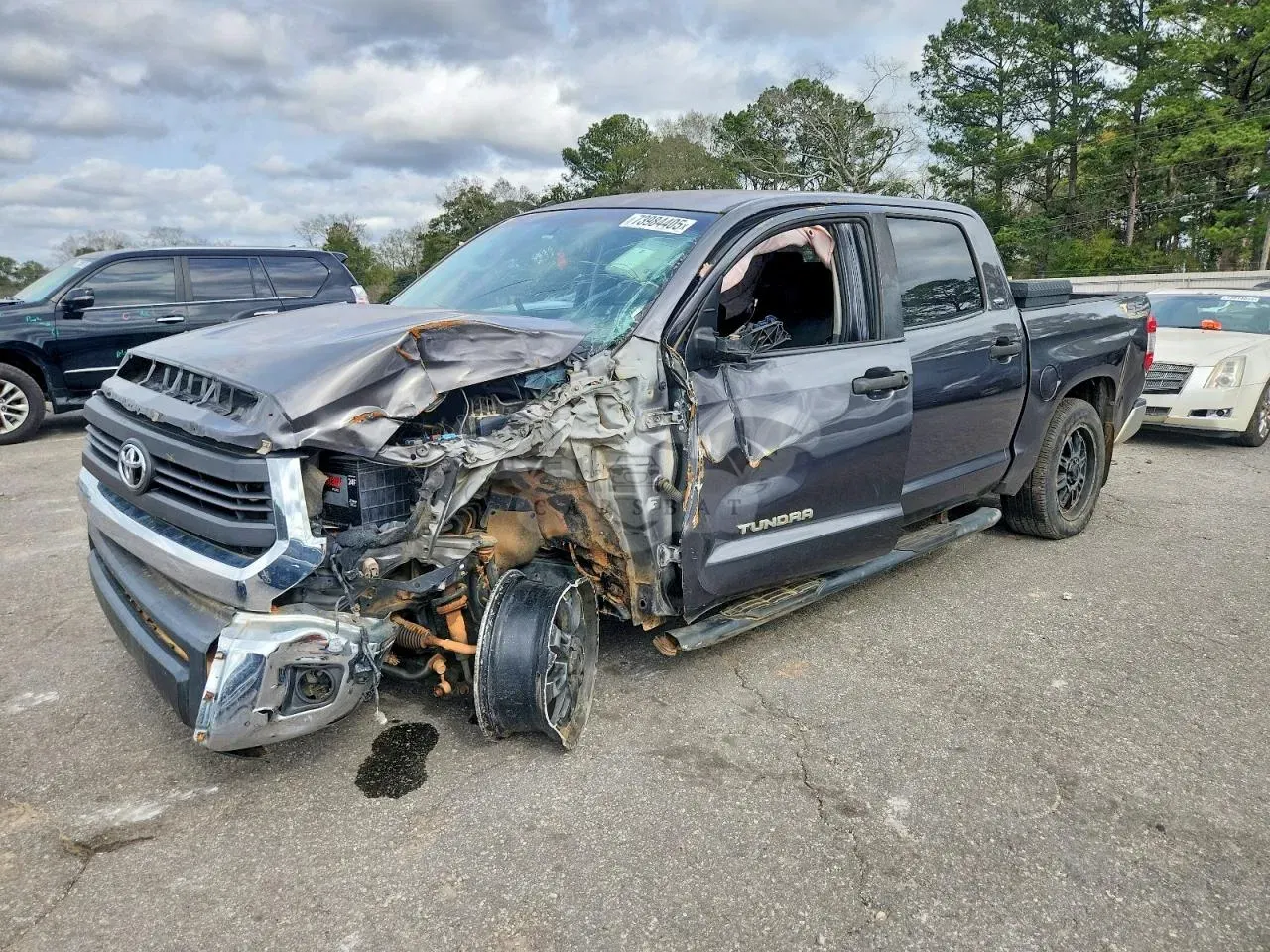 Toyota Tundra CREWMAX SR5 4.6L 8 2014