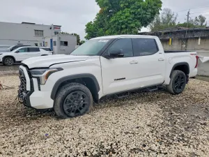 Toyota Tundra CREWMAX LIMITED 3.4L 6 2026