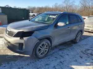 Kia Sorento LX 2.4L 4 2014