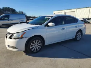 Nissan Sentra S 1.8L 4 2015