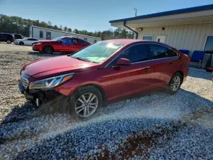 Hyundai Sonata SE 2.4L 4 2015