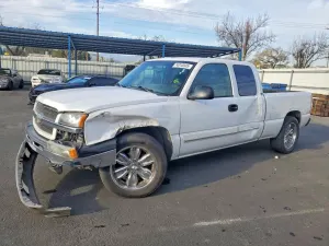 Chevrolet Silverado 1500 C1500 4.8L 8 2005