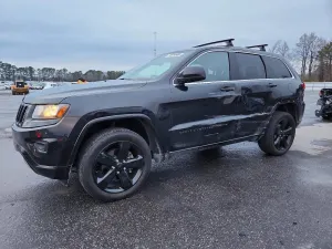 Jeep Grand Cherokee LAREDO 3.6L 6 2015