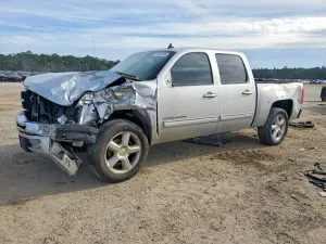 Chevrolet Silverado 1500 C1500 LT 5.3L 8 2013