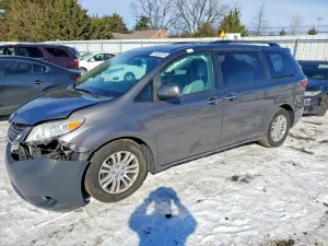 Toyota Sienna XLE 3.5L 6 2017